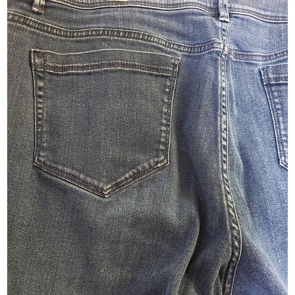 J Jill Jeans Authentic Fit Size 18 Med Wash Denim Slim Ankle Frayed Curved Hem - Picture 7 of 12